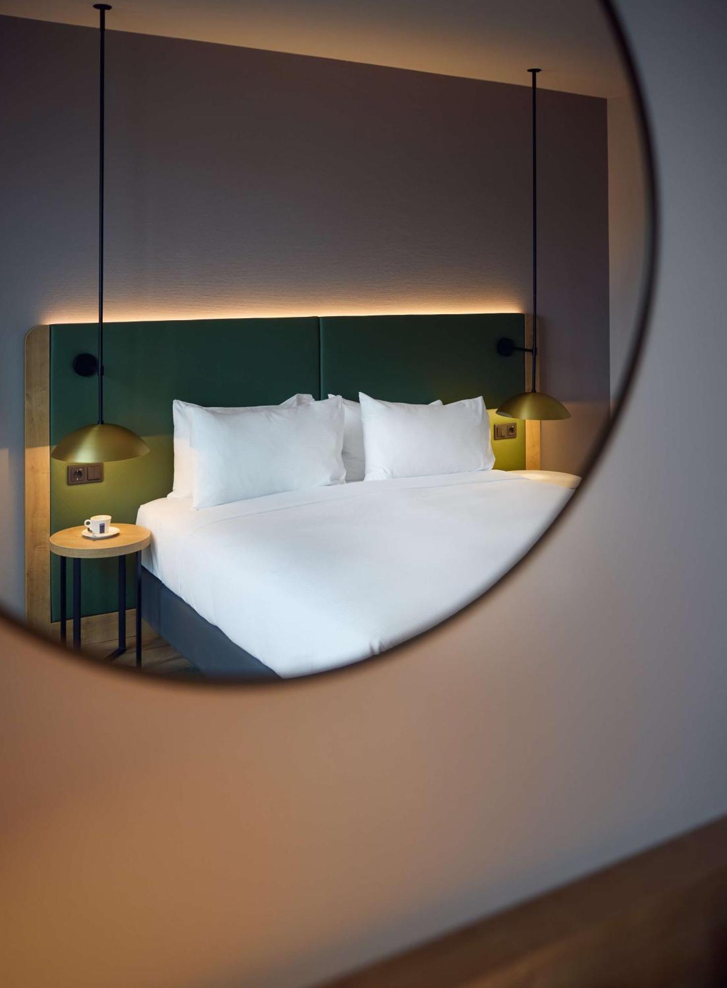 King Room,1498824763:JPEG